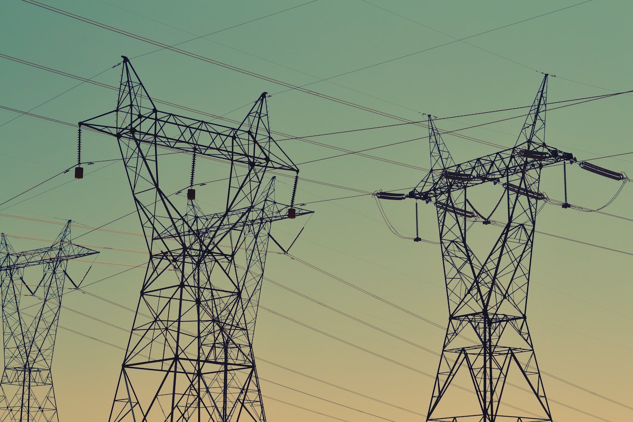 Po raz pierwszy w historii mieliśmy ujemne ceny energii – czy faktycznie wytwórcy nam zapłacą?