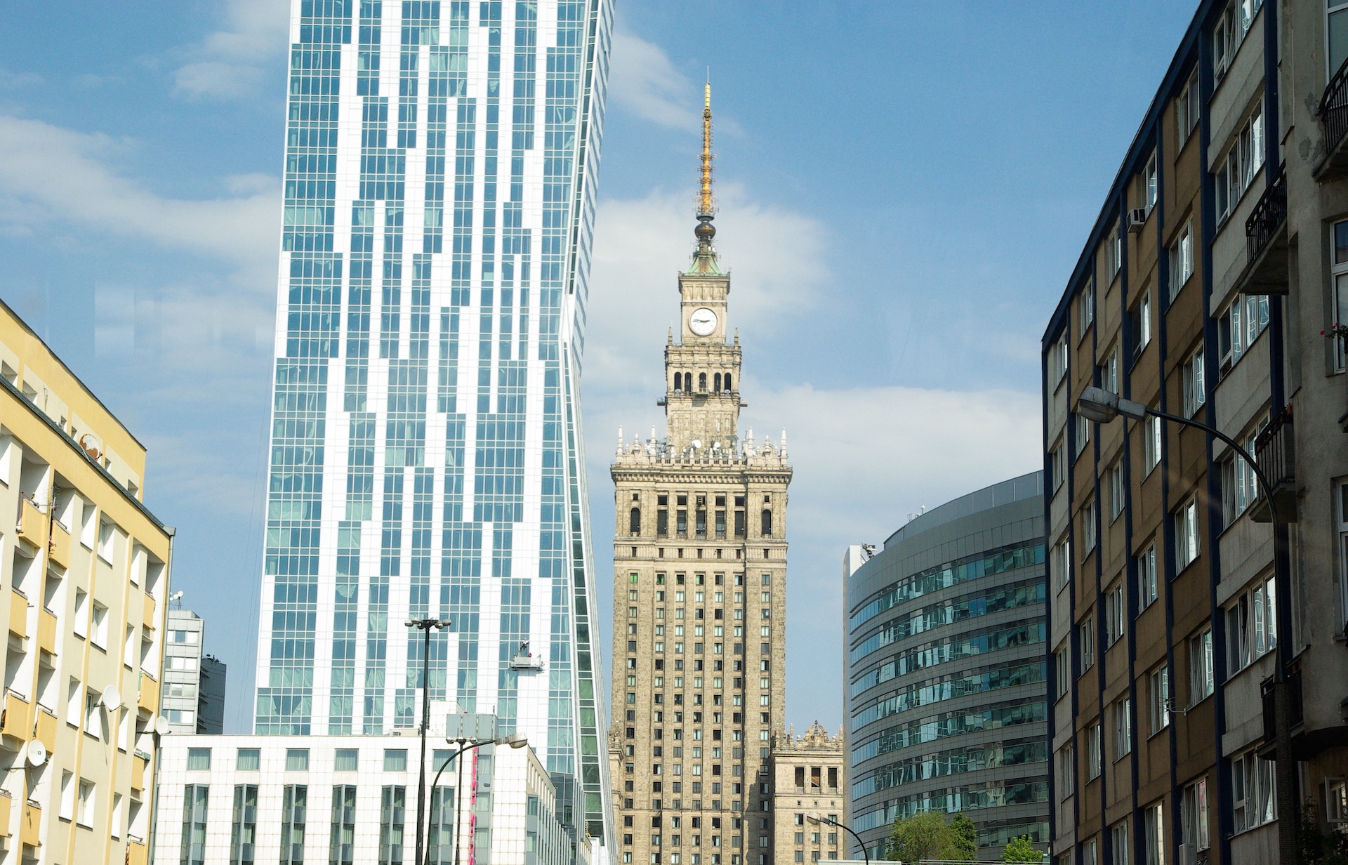 Warszawa bez węgla oraz nowe przepisy na szczeblu europejskim. Czy Polacy obawiają się sezonu grzewczego?