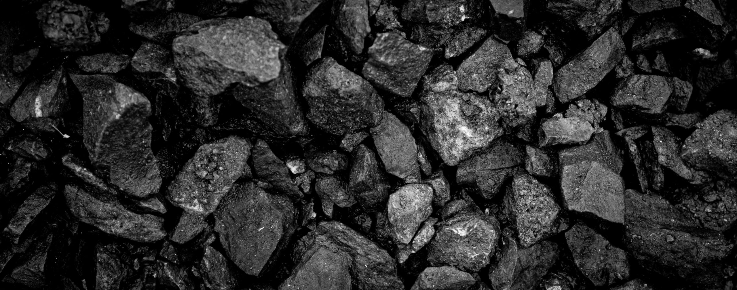 Za dużo smogu i za mało prądu – wskaźniki biją na alarm. Polska “czarnym” punktem na mapie Europy